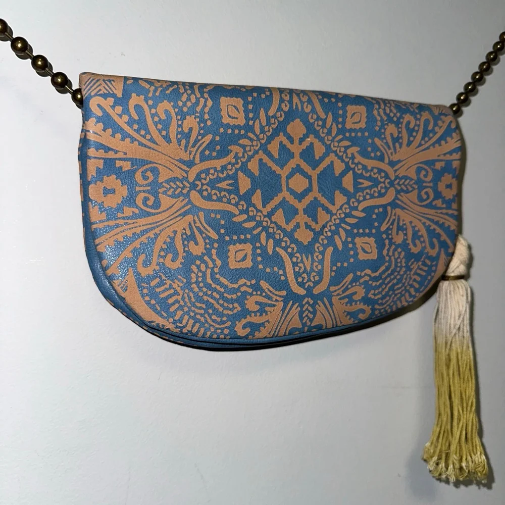 T-Shirt & Jeans Crossbody Bag Blue/Tan with Tassel Geometric ball chain Purse